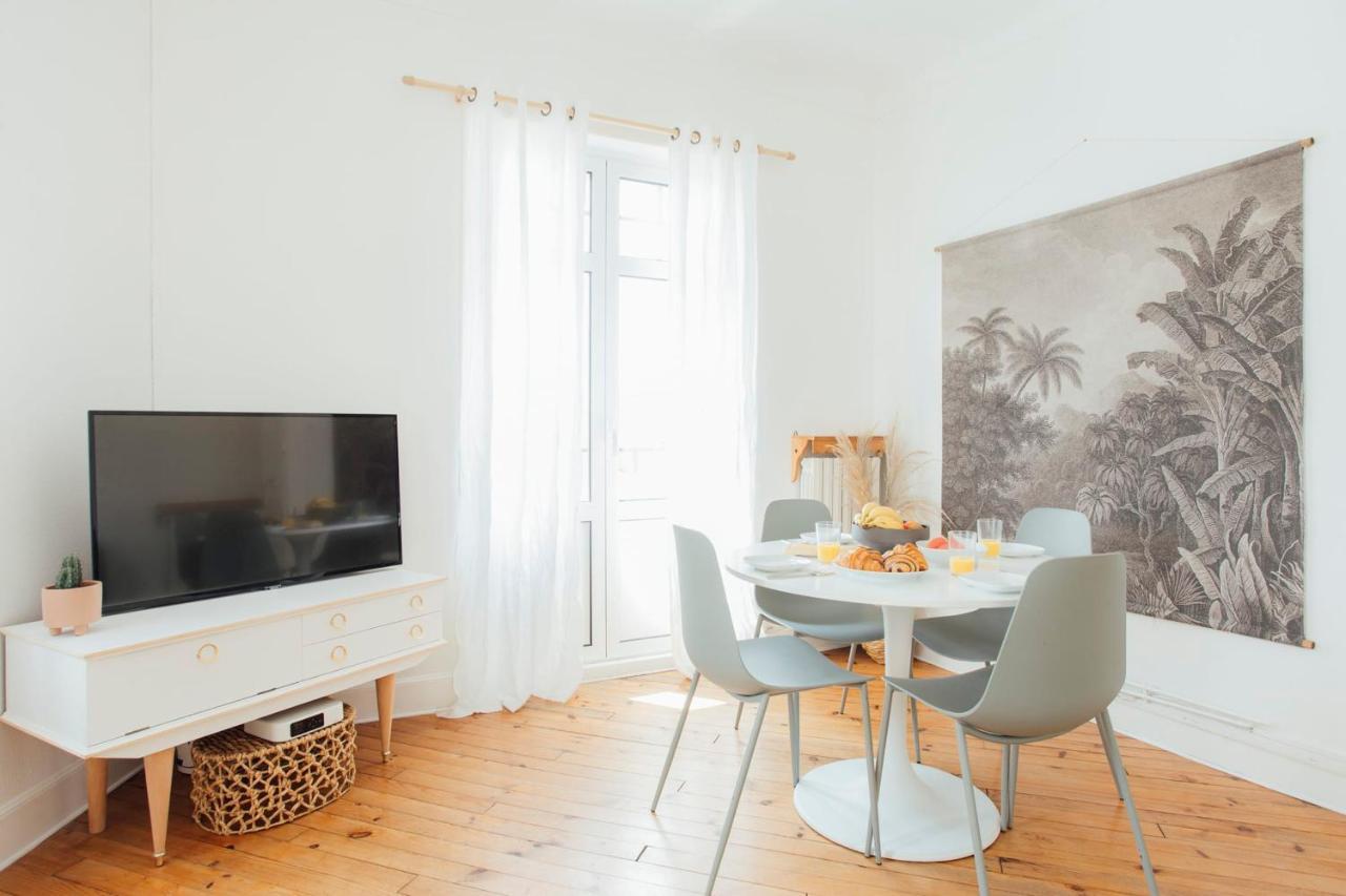 Ferienwohnung Coachella Vintage Chic In The Heart Of St Charles Biarritz Exterior foto